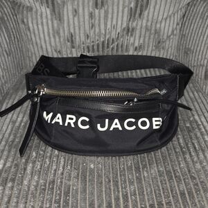 Marc Jacobs Black Belt Bag
